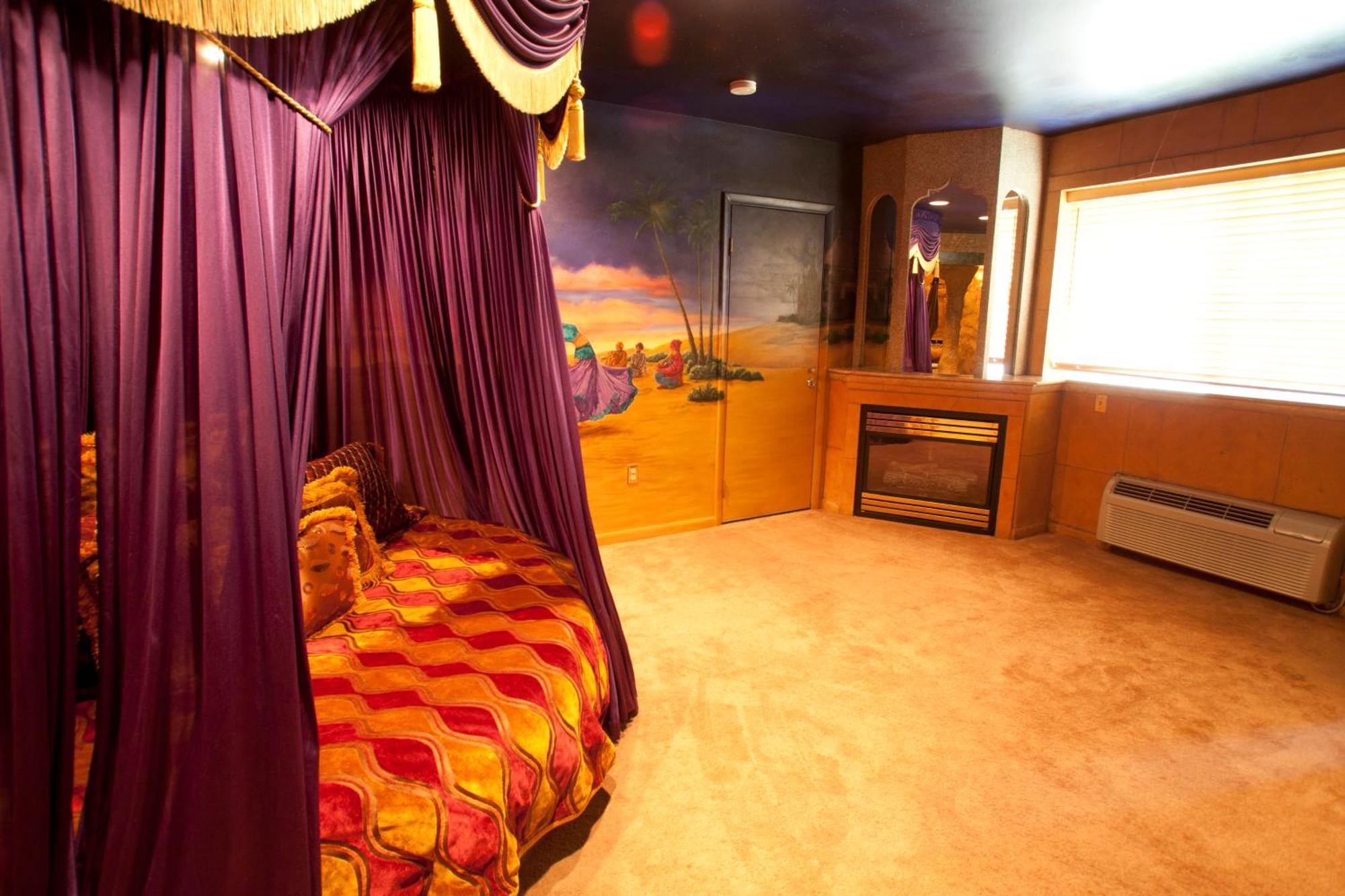 Black Swan Inn Luxurious Theme Rooms Pocatello Phòng bức ảnh